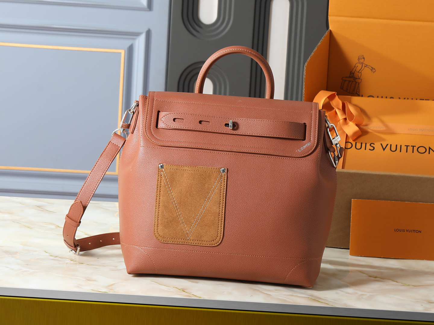 Louis Vuitton LV Classic Handbag Premium Canvas Detachable Strap Everyday Carry Luxury Handbag
